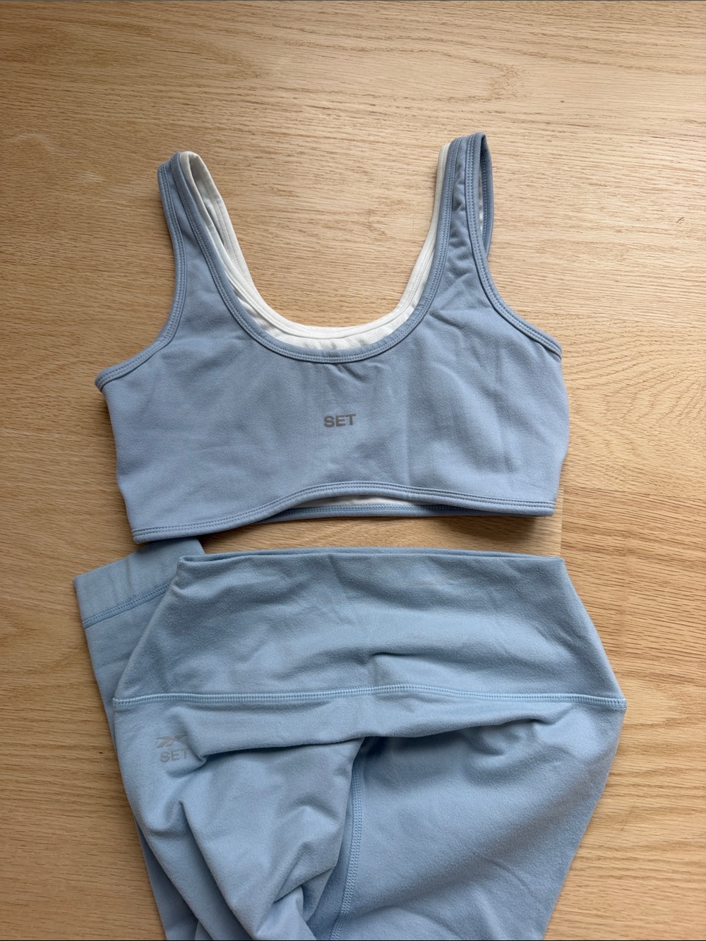 SET ACTIVE formcloud layered bra & legging set - Picture 3 of 4